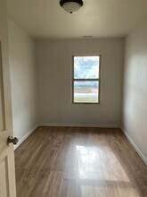 821 St Monica Dr in Sauget, IL - Building Photo - Building Photo