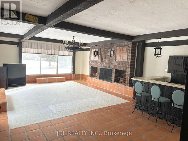 17 Fairway Heights Crescent in Markham, ON - Building Photo - Building Photo