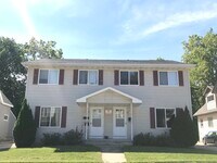 817 Scott Ave, Unit 817