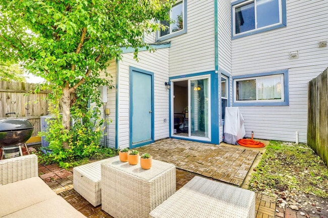 749 Quesnel Dr, Unit ID1385677P in Virginia Beach, VA - Foto de edificio - Building Photo