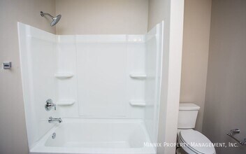 2105 Kirksey Ave in Lubbock, TX - Foto de edificio - Building Photo