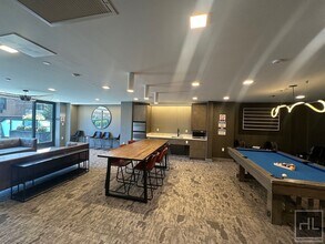 NORTHERN BOULEVARD in Queens, NY - Foto de edificio - Building Photo