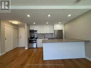 80 Rockwood Ave in St Catharines, ON - Building Photo - Building Photo