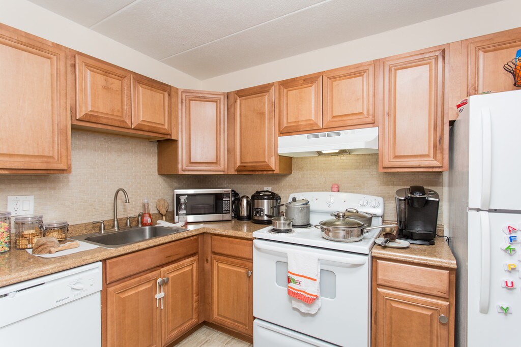 Parkwood Apartments Malden, MA Apartments