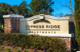 6880 W Fairfield Dr, Unit 76 in Pensacola, FL - Building Photo