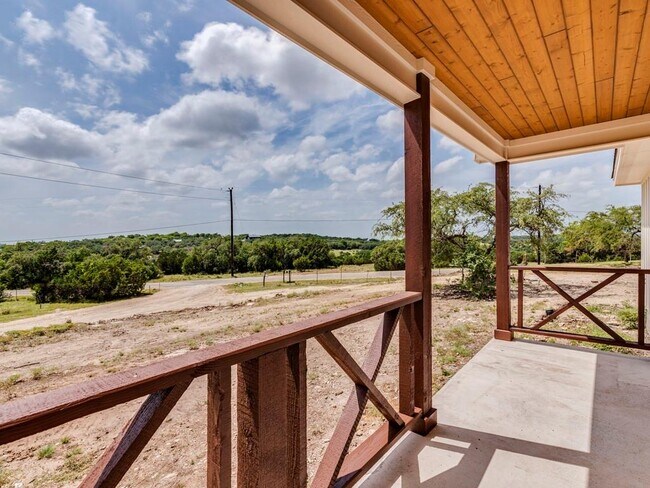 500 Harmon Hills Cove in Dripping Springs, TX - Building Photo - Building Photo