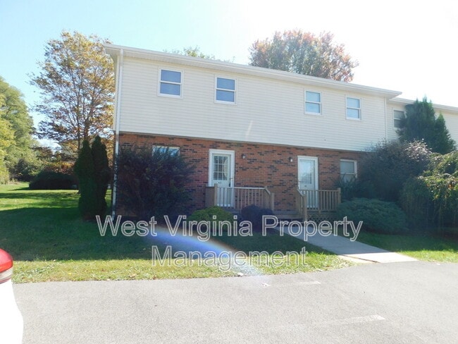 190 Cardinal Wy in Lewisburg, WV - Building Photo - Building Photo