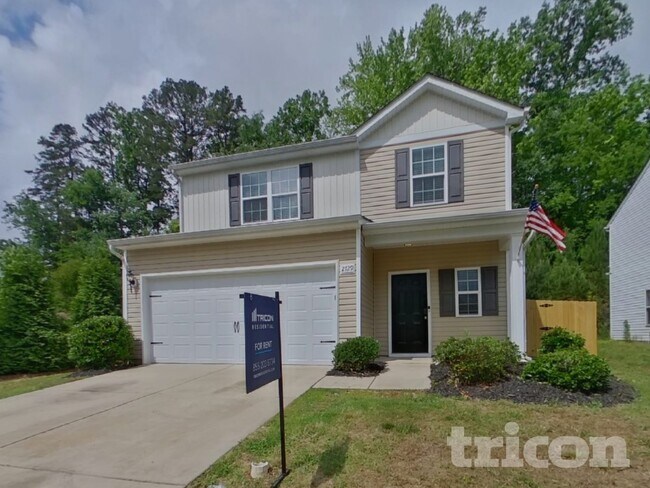 2729 Yurman Rd in Charlotte, NC - Building Photo - Building Photo