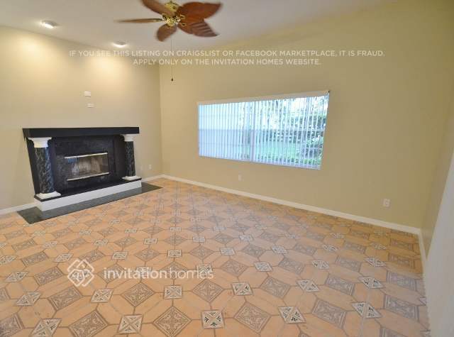 3602 Sugar Loaf Ln in Valrico, FL - Building Photo - Building Photo