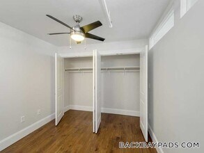 52 Clearway St in Boston, MA - Foto de edificio - Building Photo