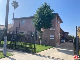 1101 W 106th St in Los Angeles, CA - Building Photo