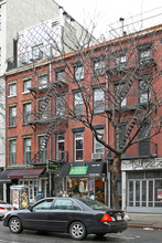 156 8th Ave in New York, NY - Building Photo - Building Photo