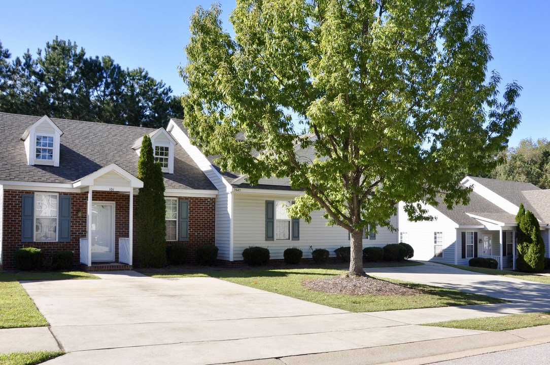 Gresham Hills in Raleigh, NC - Building Photo