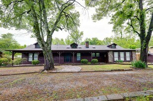 19000 Kanis Rd in Little Rock, AR - Building Photo