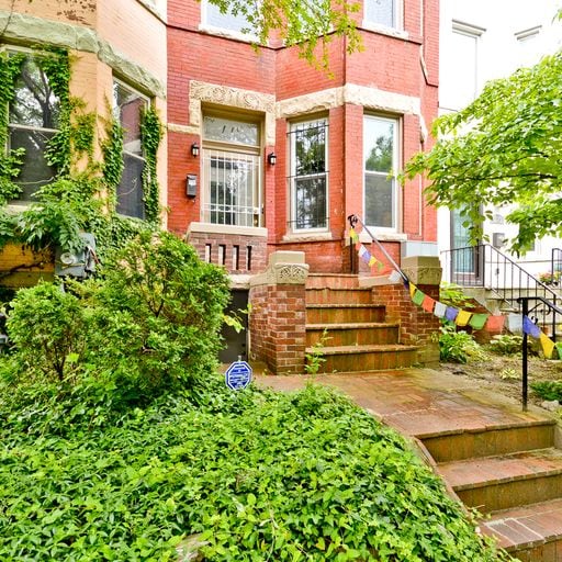 118 W St NW