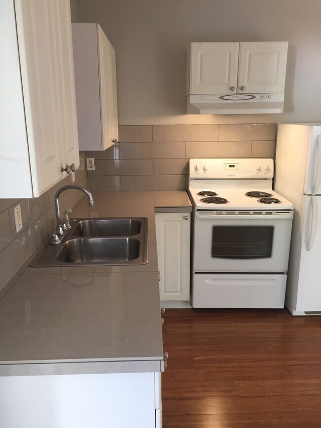 3727 SE Cora St in Portland, OR - Building Photo - Building Photo