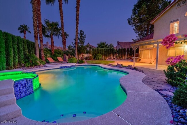 property at 2394 Millcroft Dr