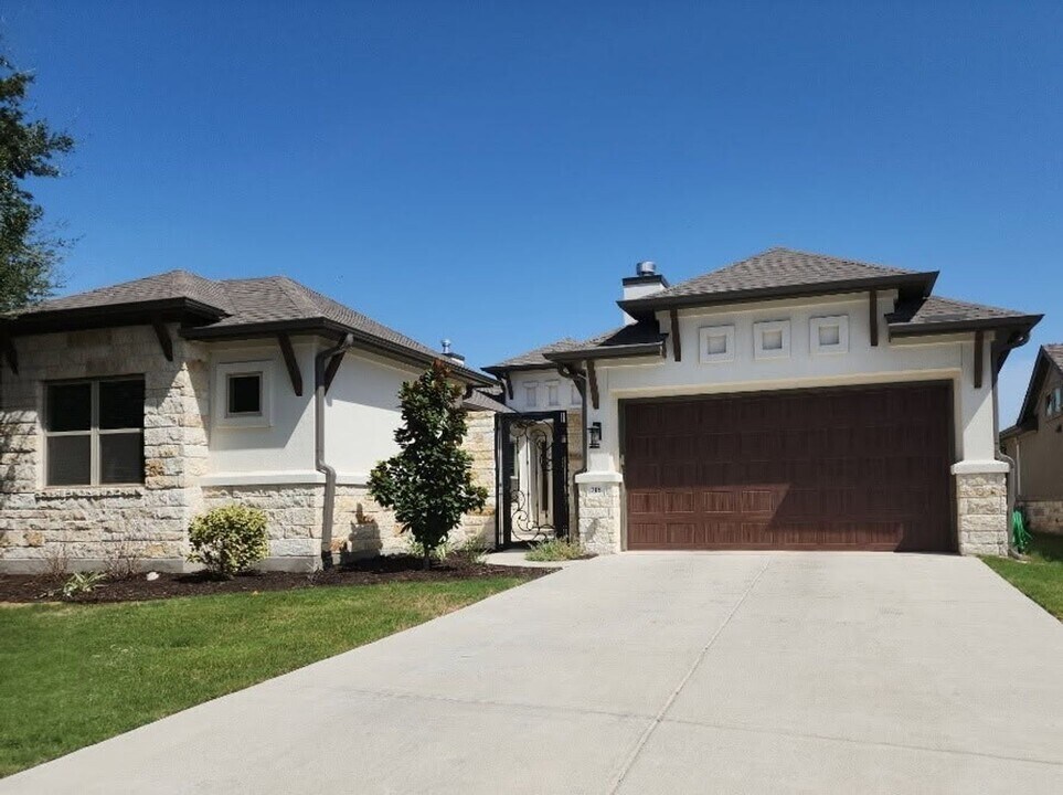 715 Bottlebrush Dr in Georgetown, TX - Building Photo