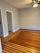 19 Maryland Ave in Pawtucket, RI - Foto de edificio - Building Photo