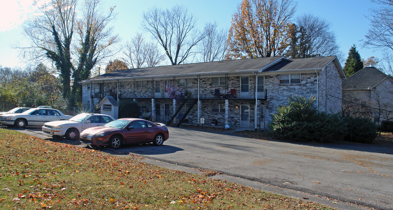 Greystone Apartments in Knoxville, TN - Building Photo