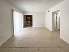 8287 NE Miami Ct in Miami, FL - Building Photo - Building Photo
