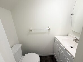 6131 SW 42nd Ct in Davie, FL - Building Photo - Building Photo