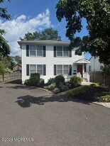 104 Curtis Ave in Manasquan, NJ - Building Photo