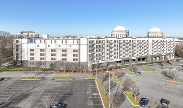 Hazel Southpark in Charlotte, NC - Building Photo - Building Photo