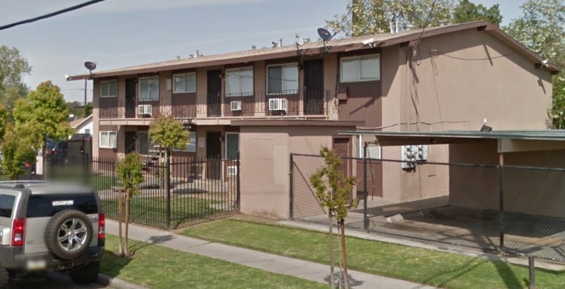 3254 E Olive Ave in Fresno, CA - Building Photo