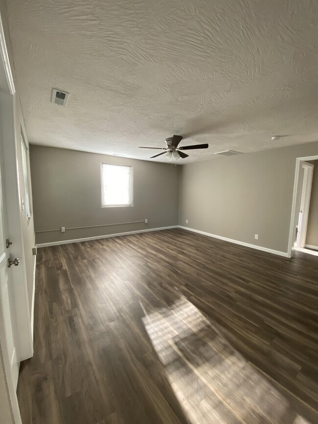 1628 W Scott St in Springfield, MO - Building Photo - Building Photo