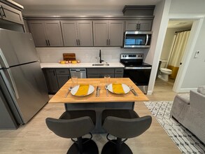 3815 SE Tenino St in Portland, OR - Building Photo - Building Photo