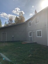1670 N Basie Point Cir, Unit 2 in Wasilla, AK - Building Photo - Building Photo
