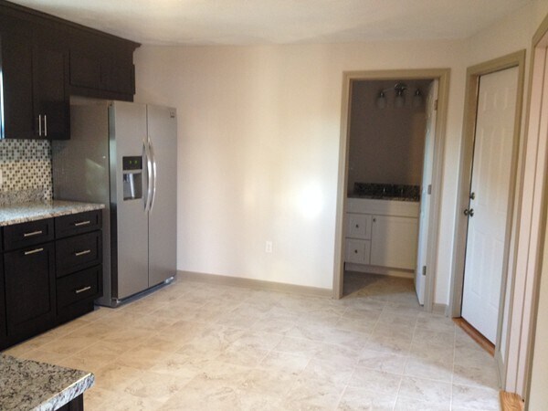 585 Broadway, Unit 2M in Somerville, MA - Building Photo - Building Photo