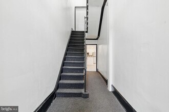 1637 W Girard Ave in Philadelphia, PA - Building Photo - Building Photo