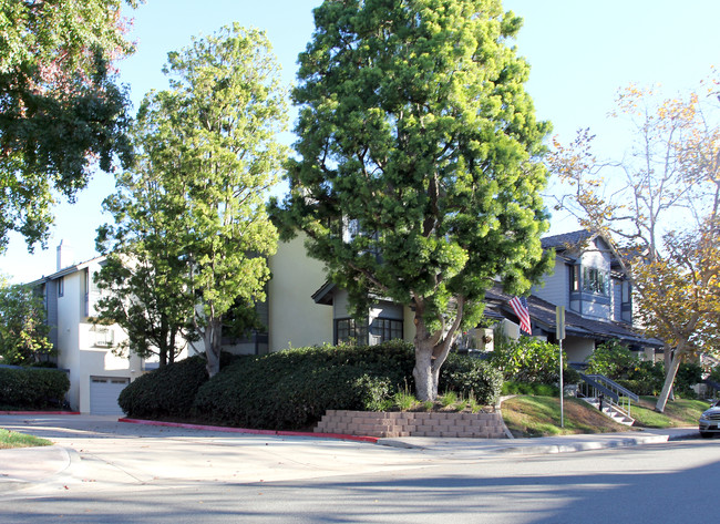 Cambridge in La Jolla, CA - Building Photo - Building Photo