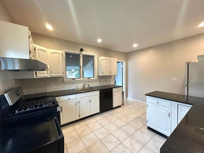 1601 Centre St in Newton, MA - Building Photo - Building Photo