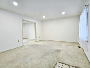 357 Acorn Cir in Lebanon, PA - Building Photo - Building Photo