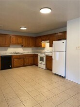 1622 Tolleson Loop in Springdale, AR - Foto de edificio - Building Photo