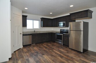 14427 S Abbey Bend Ln in Herriman, UT - Building Photo - Building Photo