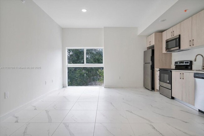 property at 420 SW 7th Ave