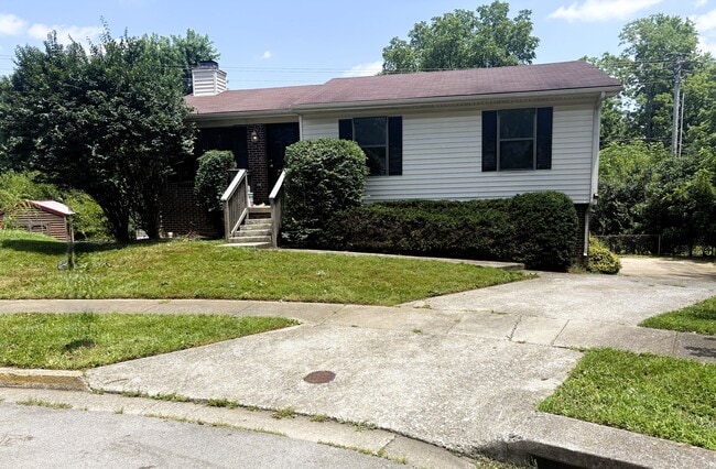 property at 3200 Caddo Lake Ct