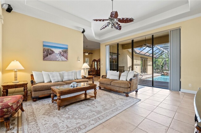 property at 975 Tivoli Ct