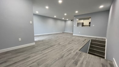 9144 Ellie Dr, Unit B in Philadelphia, PA - Foto de edificio - Building Photo