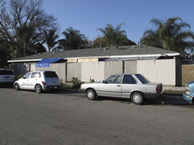 549 Linden St in Pomona, CA - Building Photo - Building Photo