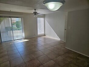 885 N Granite Reef Rd in Scottsdale, AZ - Building Photo - Building Photo