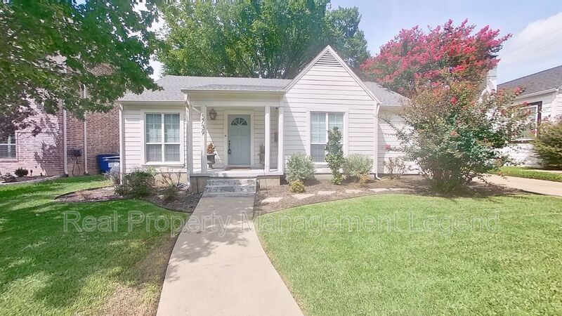 5739 Kenwood Ave in Dallas, TX - Building Photo