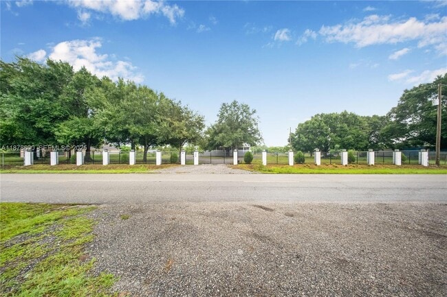 property at 755 N Quebrada St