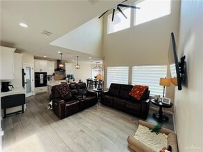 3418 Coppermine Ave in Edinburg, TX - Building Photo - Building Photo