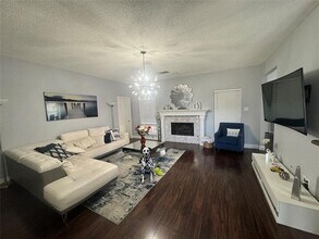 6717 Trumpet Dr in Rowlett, TX - Building Photo - Building Photo
