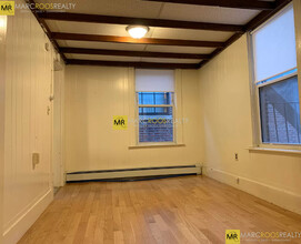 242 Cambridge St, Unit 8 in Boston, MA - Building Photo - Building Photo